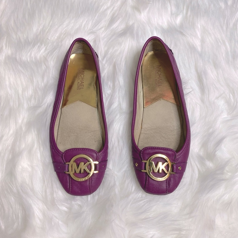 Michael Kors Flats 💜